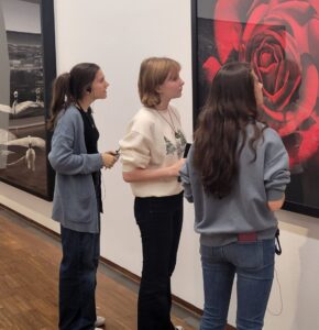 6R_Longo_schwarzt_auf_weiß_MAT_PEU_Bild_2