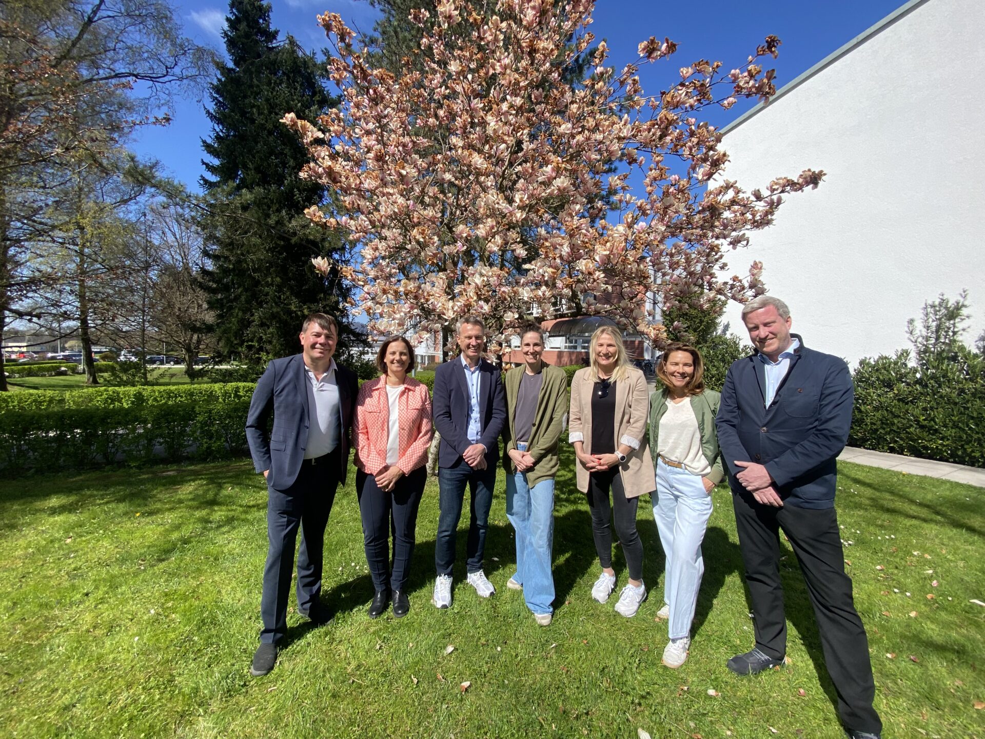 EV-Vorstand 24-25 Tobias Bleckmann, Nina Klösch, Klaus Offner, Kerstin Steiner-Illichmann, Christine Bruckner, Julia Heuberger-Denkstein, Günter Lutzenberger