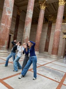 7R_ParlamentLeopoldmuseum_Bild1_MAT