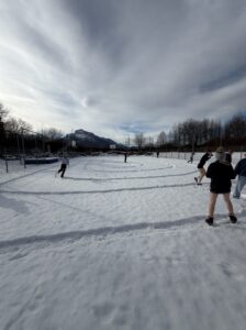 3c Anna und Elsa im EislybyrinthI Gut